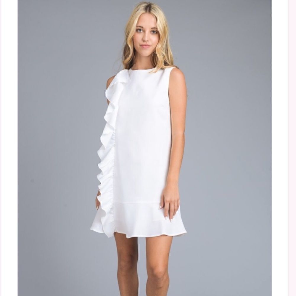 Vanilla Bay White Ruffled Shift Dress size S